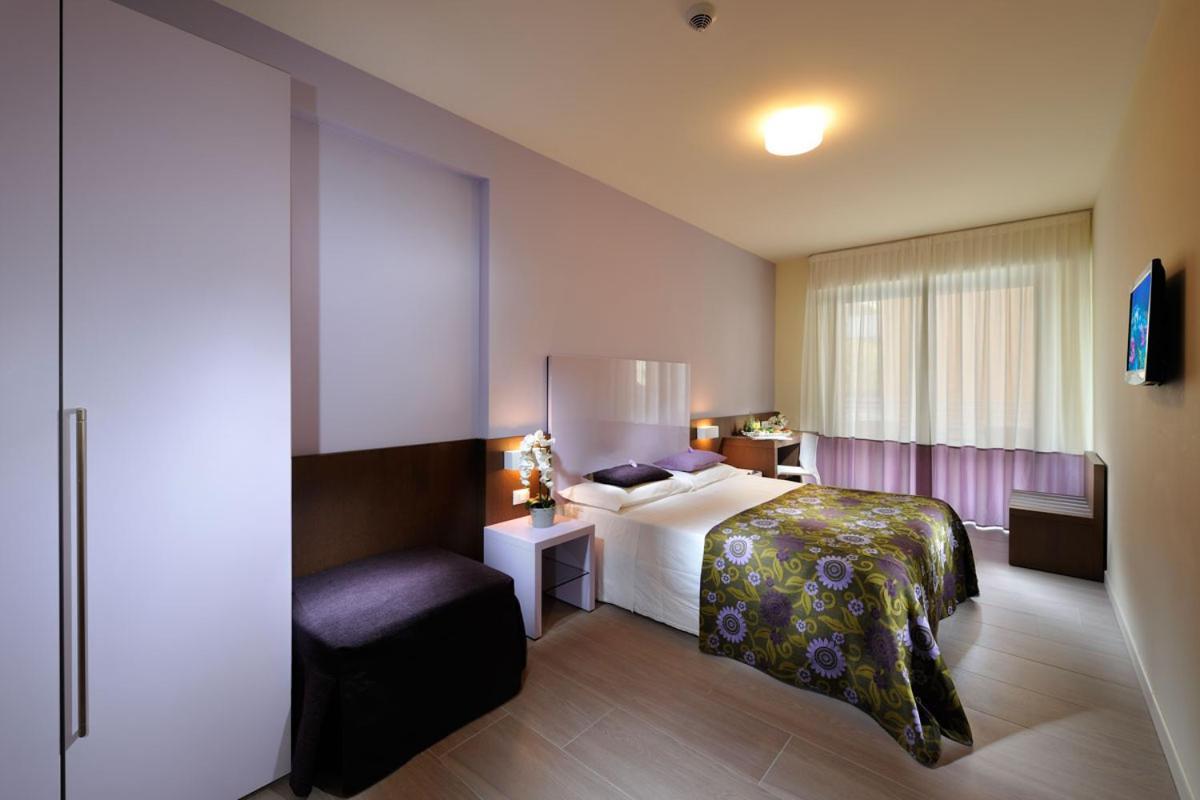 Hotel Luciana Bibione Exterior photo