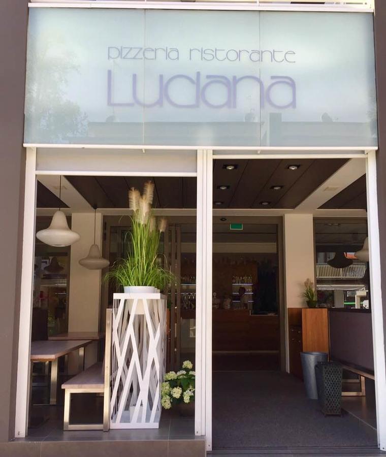Hotel Luciana Bibione Exterior photo